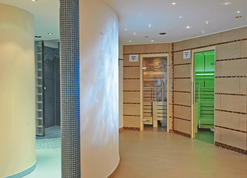 Best Western Hotel zur Post 18