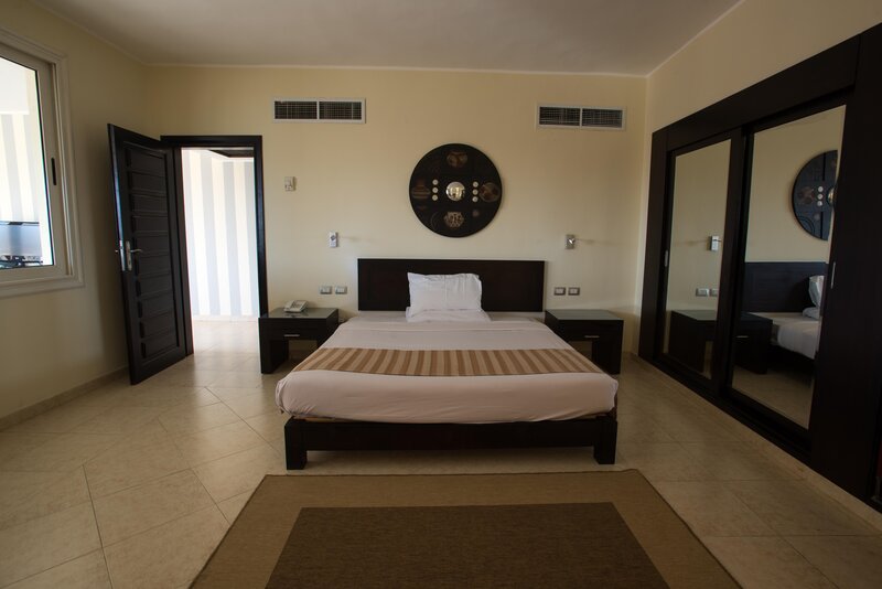 Hotel Fort Arabesque West Bay 60