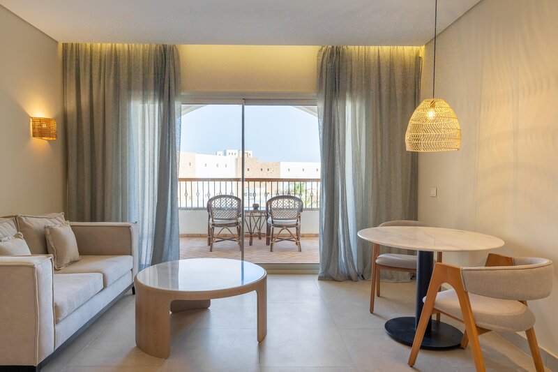 Hotel Fort Arabesque West Bay 69