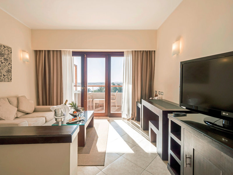 Fort Arabesque - The West Bay 10