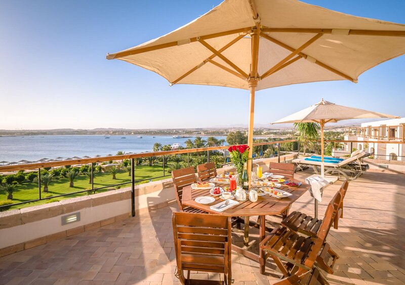 Fort Arabesque - The West Bay 40