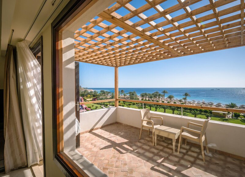 Fort Arabesque - The West Bay 44