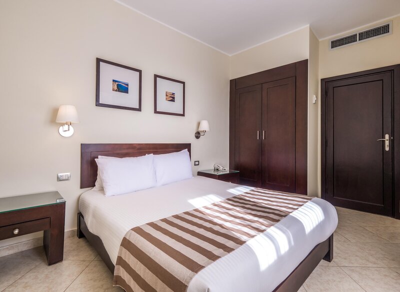 Fort Arabesque - The West Bay 71