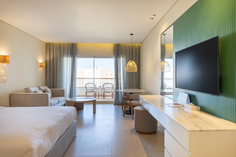 Fort Arabesque - The West Bay 84