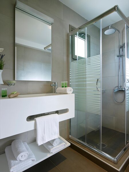 Coriva Beach by CHC Group 15