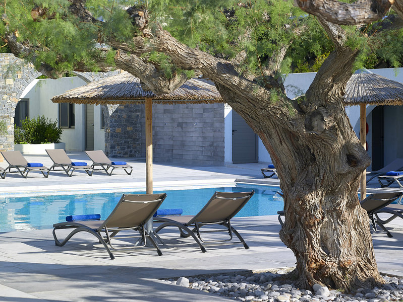 Coriva Beach by CHC Group 6