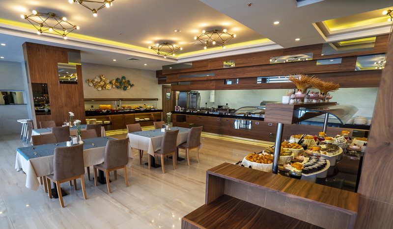 Campus Hill Hotel 12