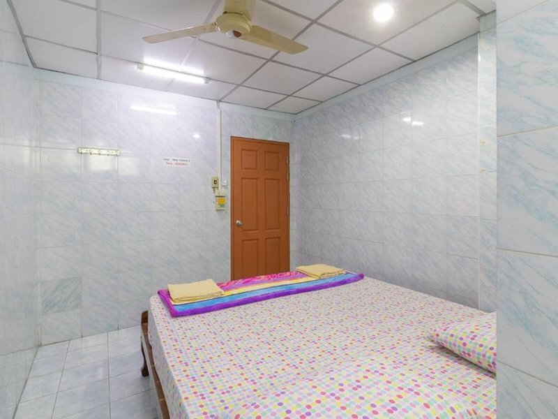 New Central Guesthouse 12