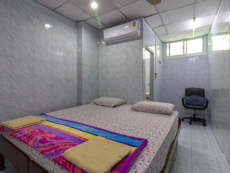 New Central Guesthouse 15