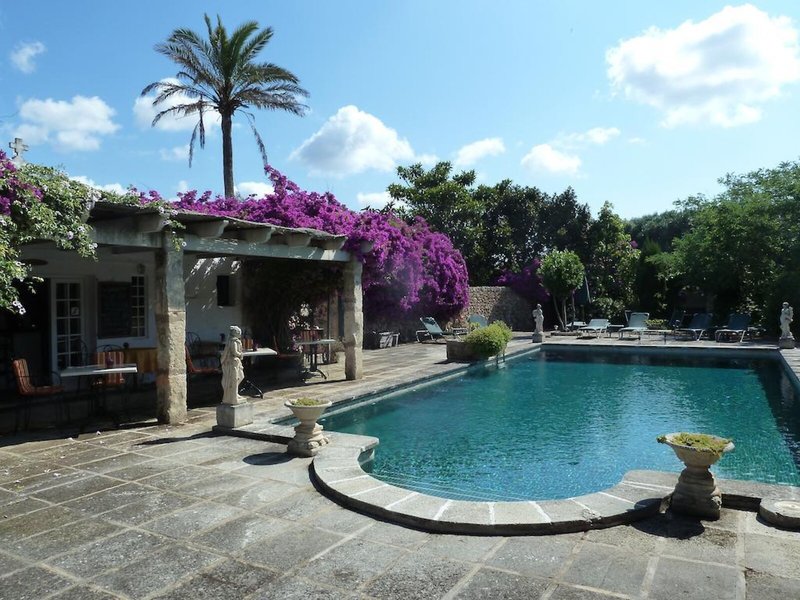 Hotel Rural Biniarroca 11