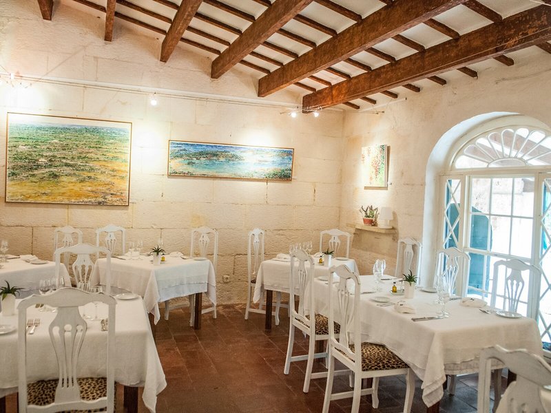 Hotel Rural Biniarroca 16