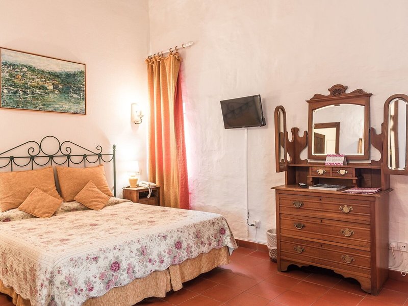 Hotel Rural Biniarroca 30