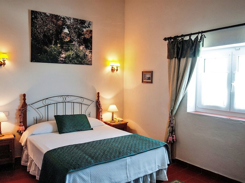 Hotel Rural Biniarroca 33