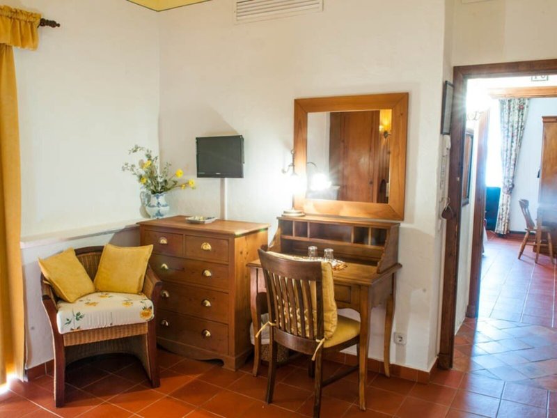 Hotel Rural Biniarroca 34
