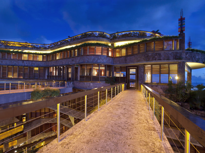 Jade Mountain 2