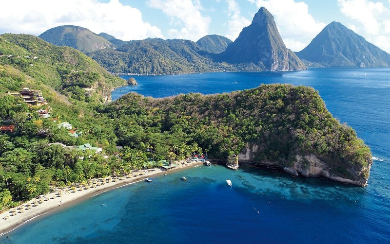 Jade Mountain 4