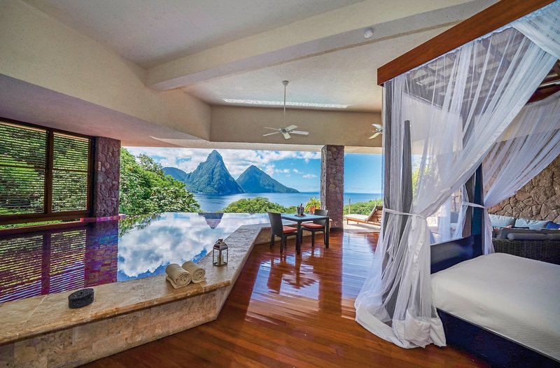 Jade Mountain 18