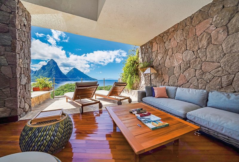 Jade Mountain 19
