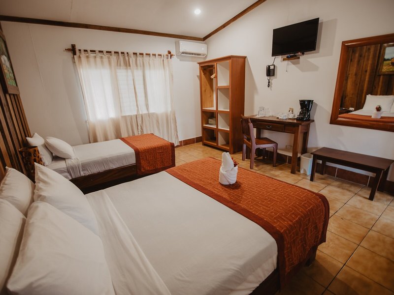 Hotel Hacienda Guachipelín 39