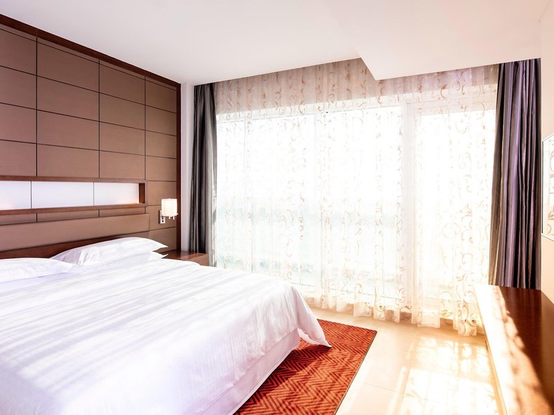 Four Points by Sheraton Sharjah 23
