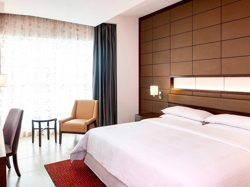Four Points by Sheraton Sharjah 33