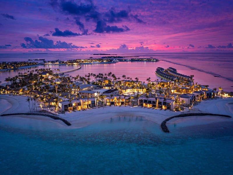 Hard Rock Hotel Maldives 4