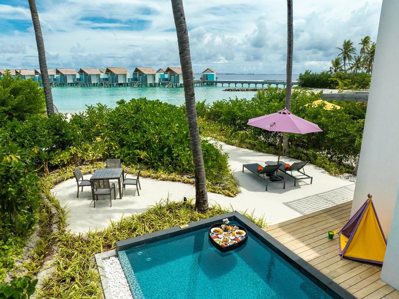 Hard Rock Hotel Maldives 38