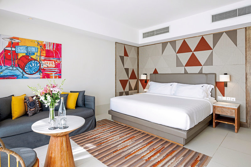 Hard Rock Hotel Maldives 9