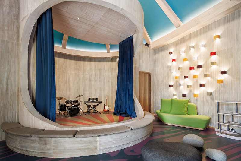 Hard Rock Hotel Maldives 31