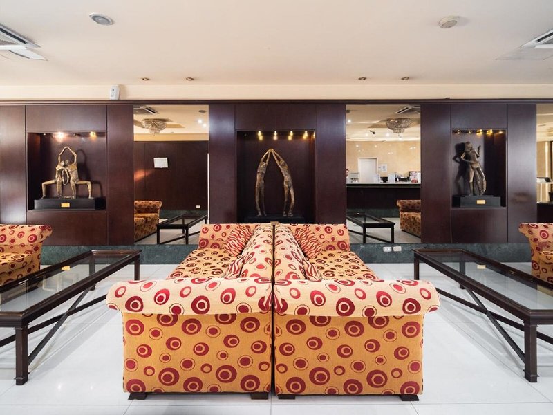 Reconquista Garden 5 - Room Example