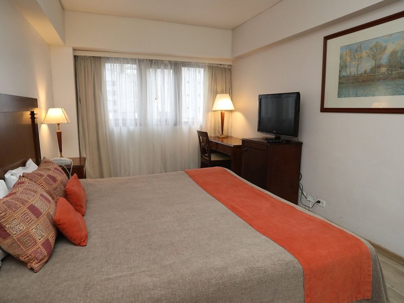 Reconquista Garden 22 - Room Example