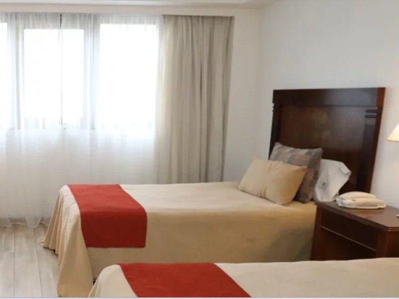 Reconquista Garden 25 - Room Example