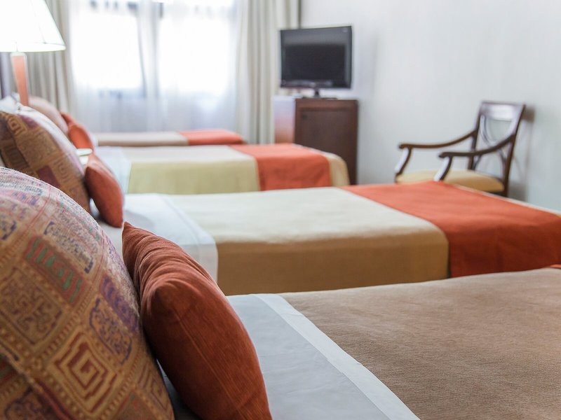 Reconquista Garden 26 - Room Example