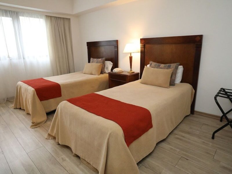 Reconquista Garden 30 - Room Example