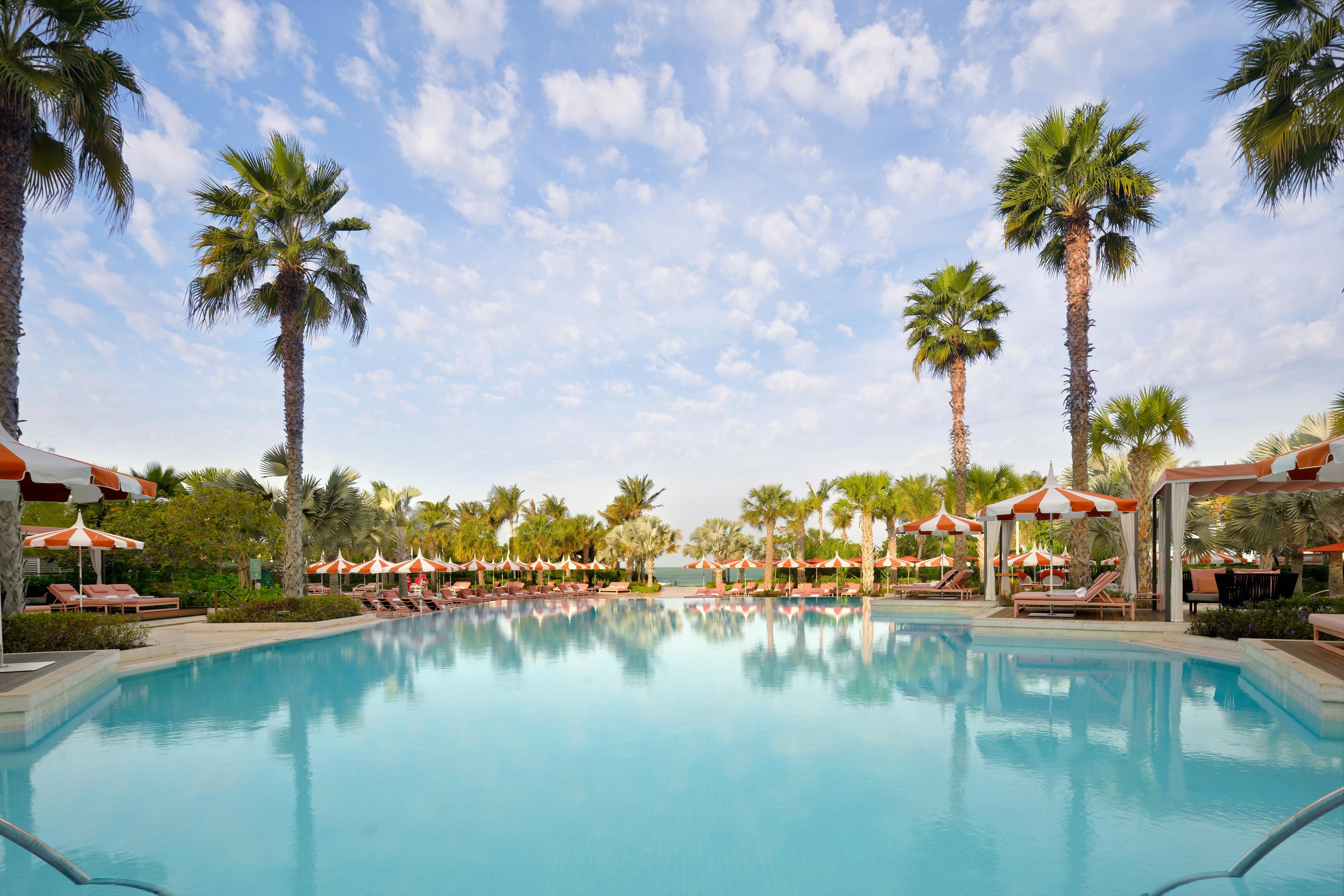 Caesars Palace Bluewaters Dubai