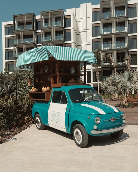 Caesars Resort Bluewaters Dubai 13