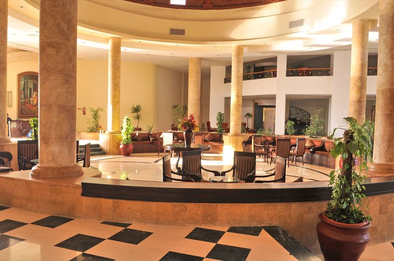 Elphistone Resort 21