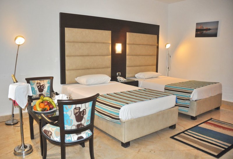 Elphistone Resort 23