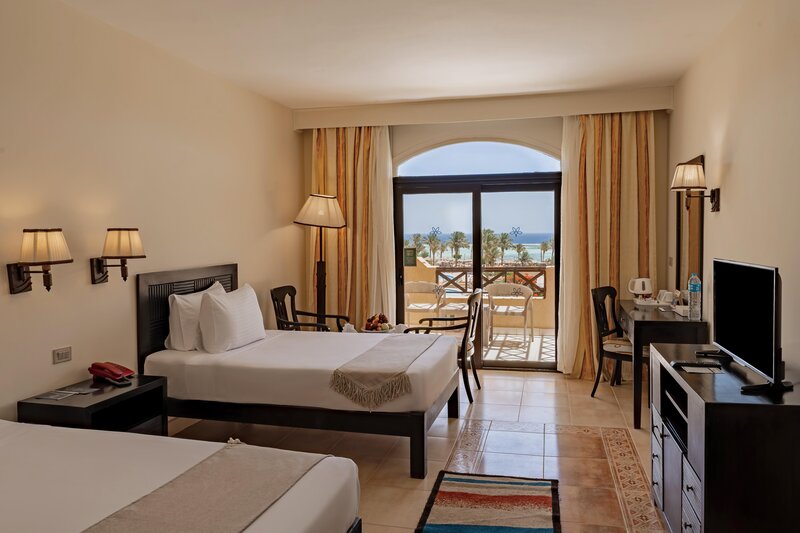 Elphistone Resort 55