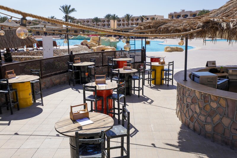 Elphistone Resort 75