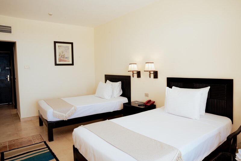 Elphistone Resort 20