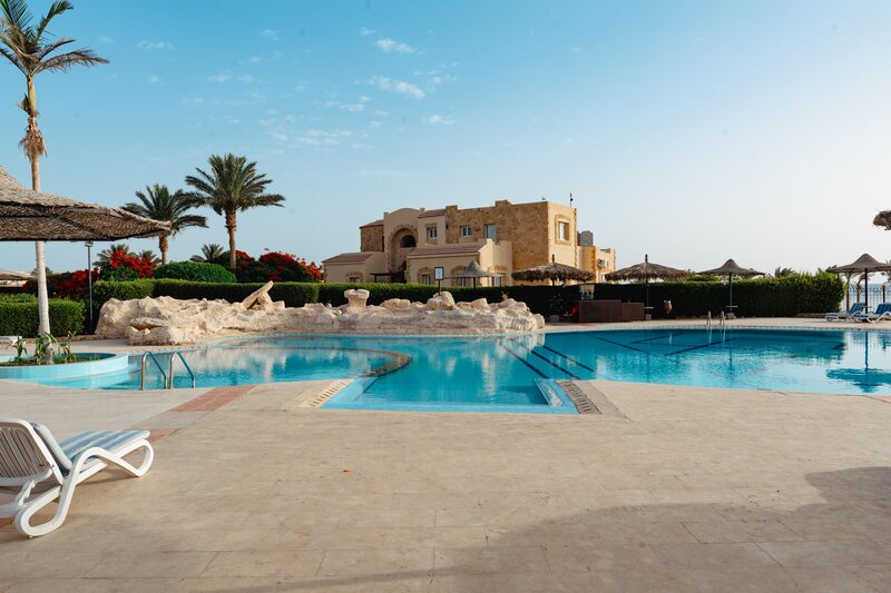 Elphistone Resort 41