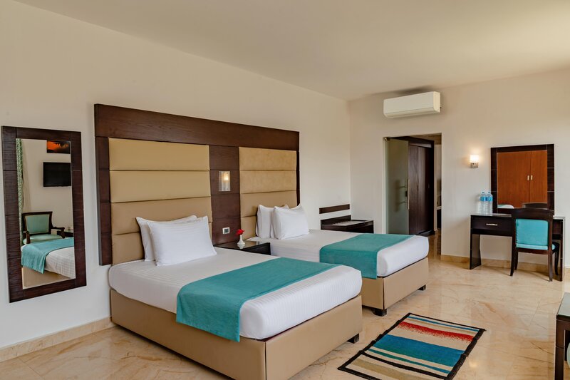 Elphistone Resort 57