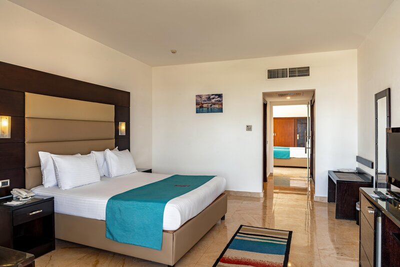 Elphistone Resort 60