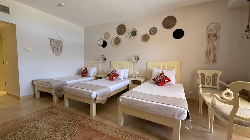 Elphistone Resort 63