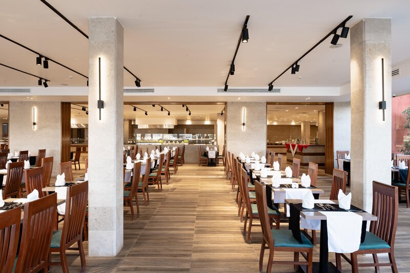 Elphistone Resort 74