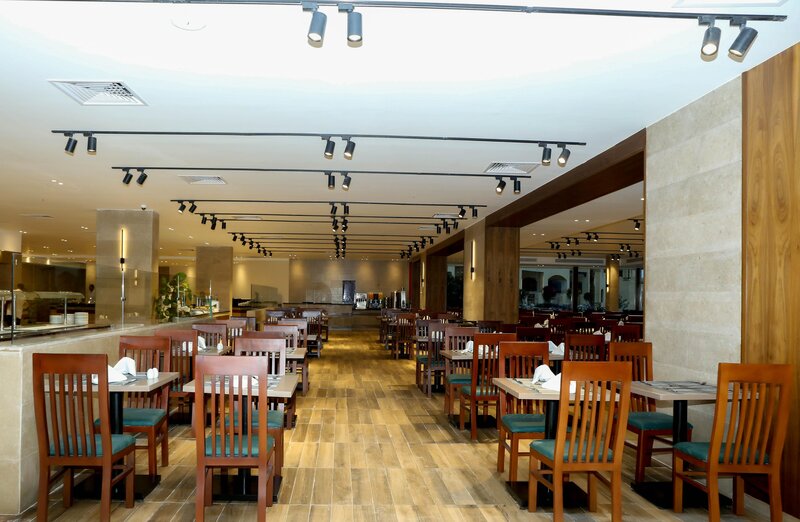 Elphistone Resort 79