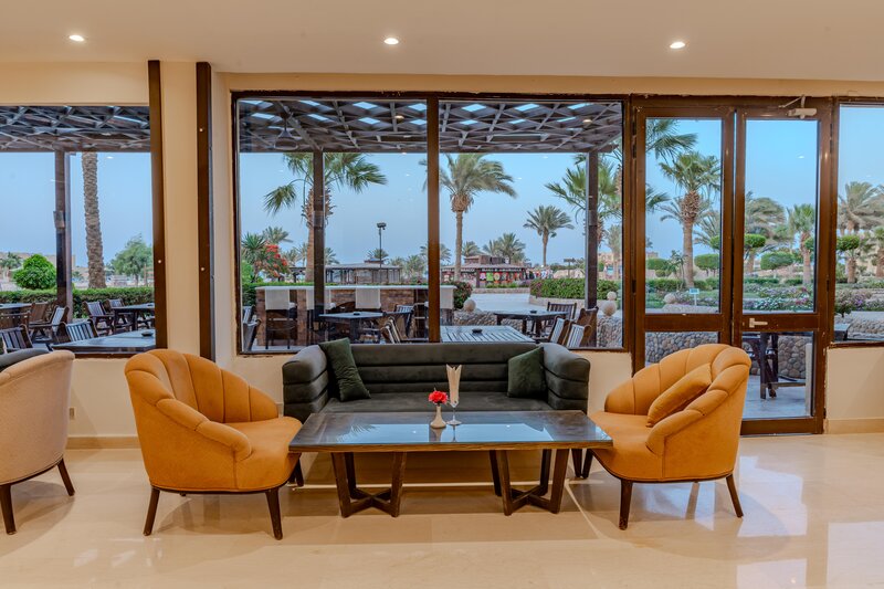 Elphistone Resort 16
