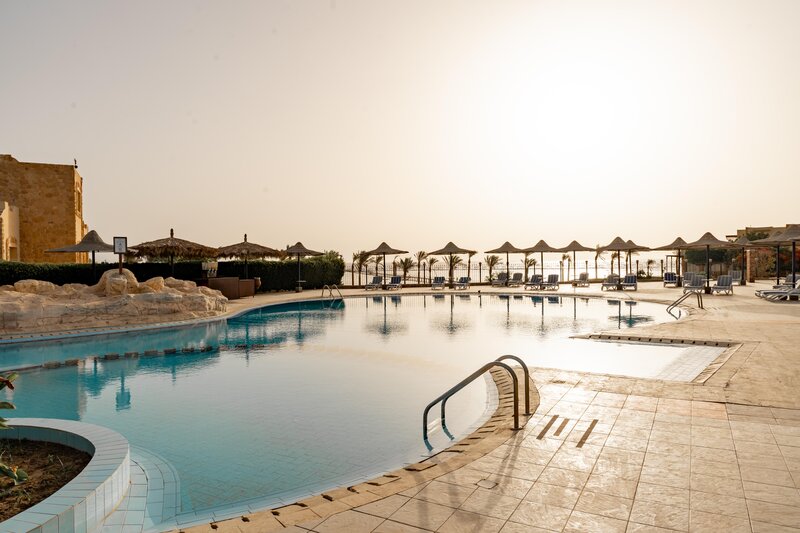 Elphistone Resort 33