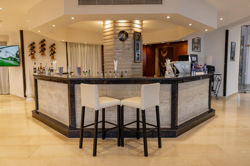 Elphistone Resort 52